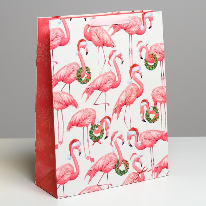 Пакет ламинированный вертикальный «Новогодний фламинго», L 31 × 40 × 11,5 см