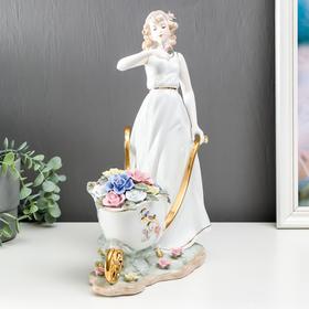 

сувенир керамика под фарфор девушка с тележкой цветов 35*27*15 см