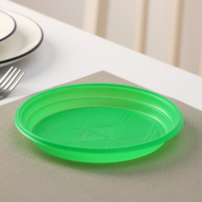 Тарелка одноразовая десертная, d=16,5 см, цвет зелёный тарелка керамическая десертная изумруд d 20 см цвет зелёный