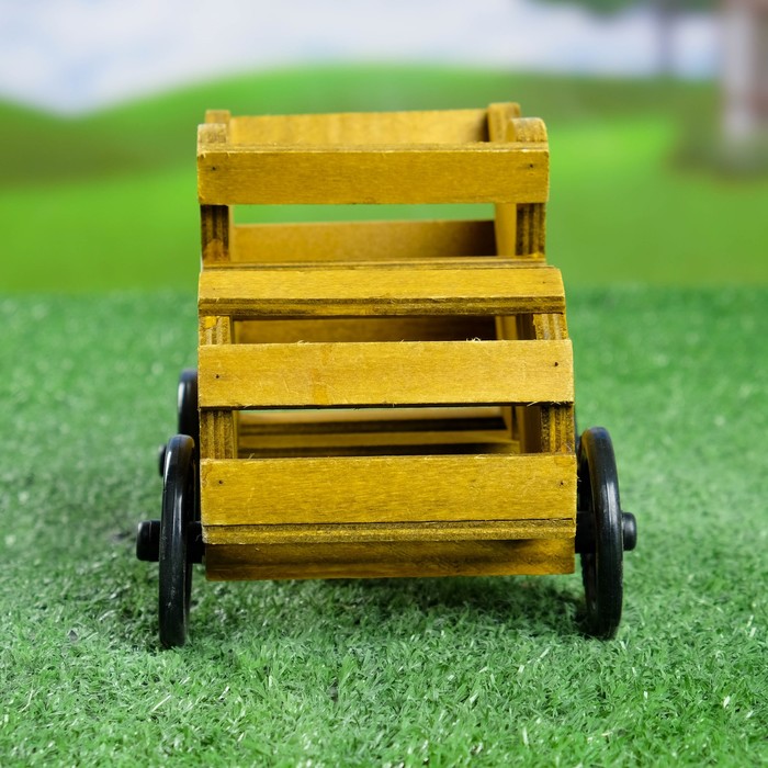 Кашпо "Карета" серое