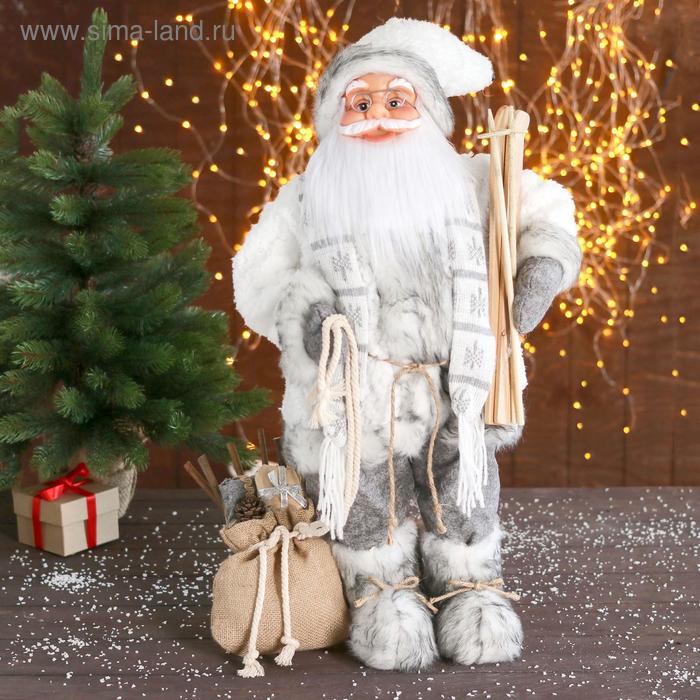 Дед Мороз В белой шубке с лыжами 60 см новогодние украшения maxitoys дед мороз в красной шубке с лыжами и подарками 30 см