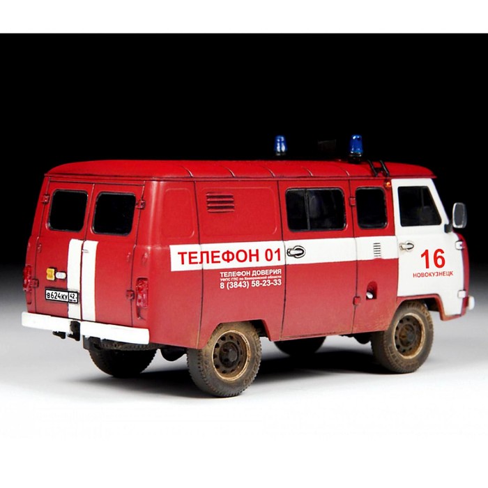 Сборная модель «УАЗ 3909 Пожарная служба»