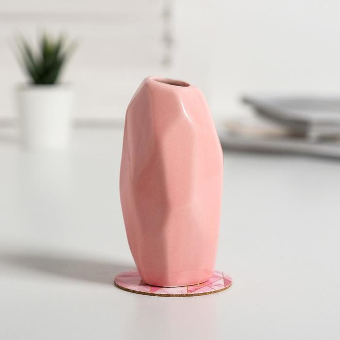 

Ваза полигональная на подставке Home