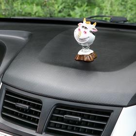 

Игрушка на панель авто, "Коровка" качающая головой