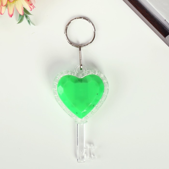 Брелок световой "Ключик от сердца", цвета МИКС
