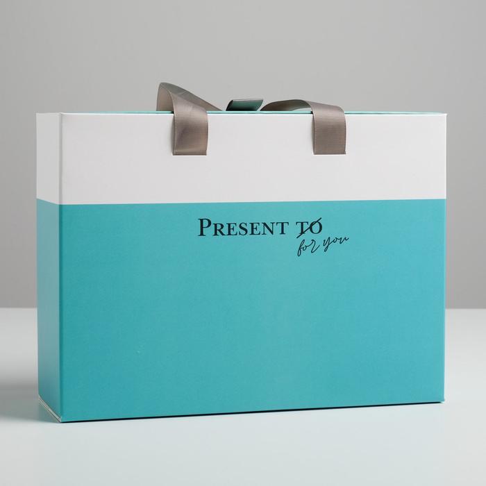 Коробка подарочная Beautiful, 30 × 22 × 10 см