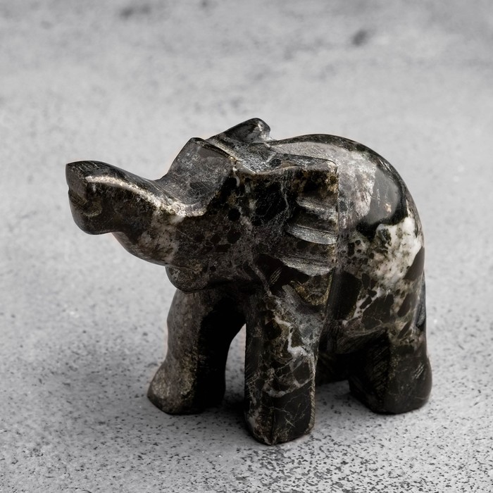 Сувенир "Слон" черный оникс