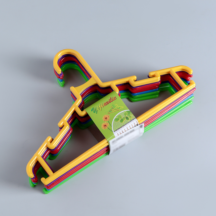 Вешалка-плечики детская, размер 30-34 "Бабочка", цвет МИКС