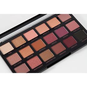 

Палетка теней Revolution Pro Regeneration Palette, оттенок Unleashed