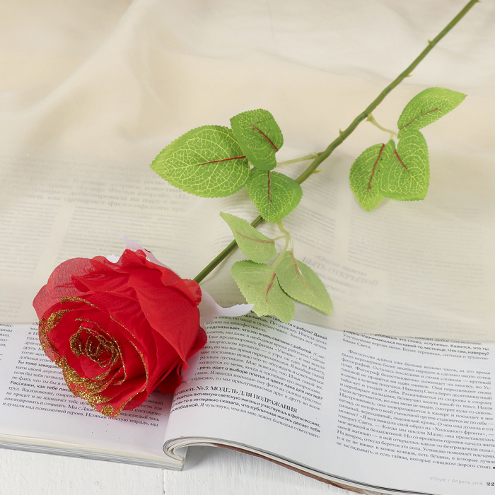 Цветок искусственный "Роза с позолотой"