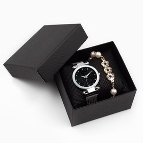 Подарочный набор 2 в 1 Love: наручные часы и кулон, d-3.8 см, ремешок магнит Ош
