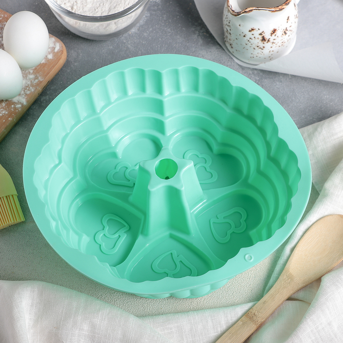 Форма для выпечки "Немецкий кекс. Сердца" 25х9 см, цвета МИКС