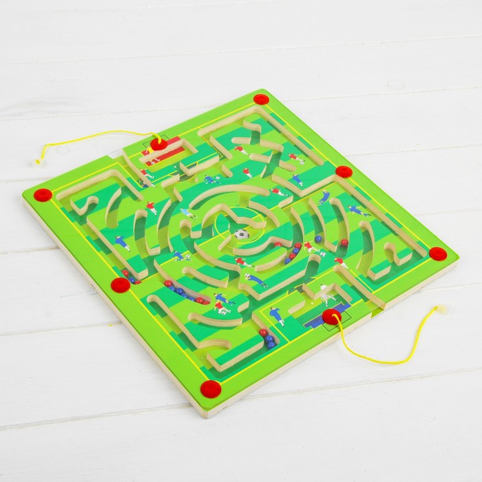 Лабиринт магнитный "Футбол"