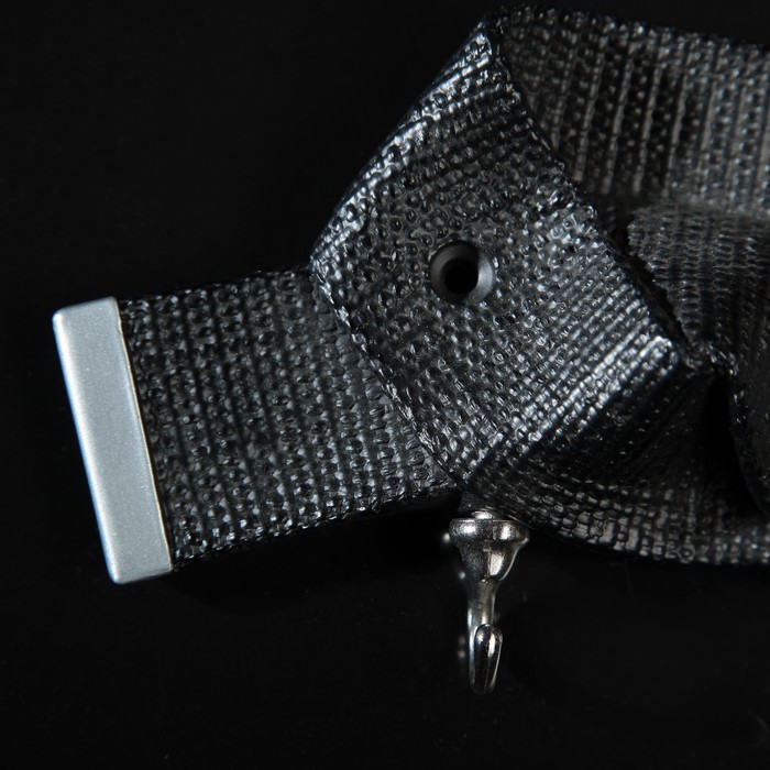 Вешалка "Ремень на стене"