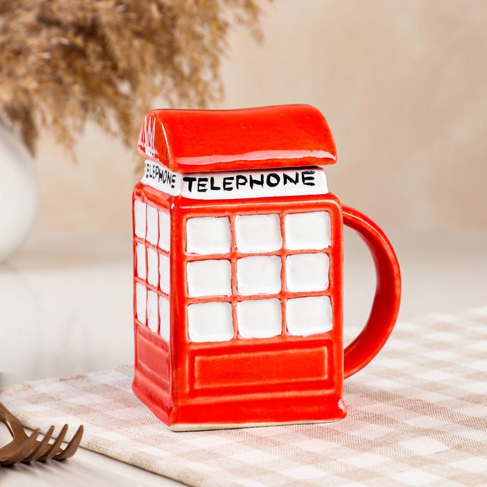 фото Кружка "телефонная будка", красная керамика ручной работы