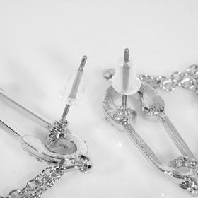 

Серьги со стразами "Булавка" с цепочкой, цвет белый в серебре