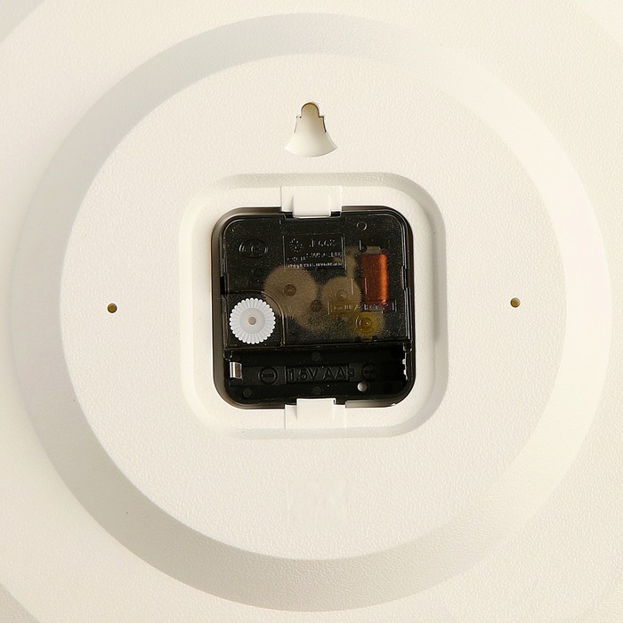 Часы настенные круглые "Классика", деревянные