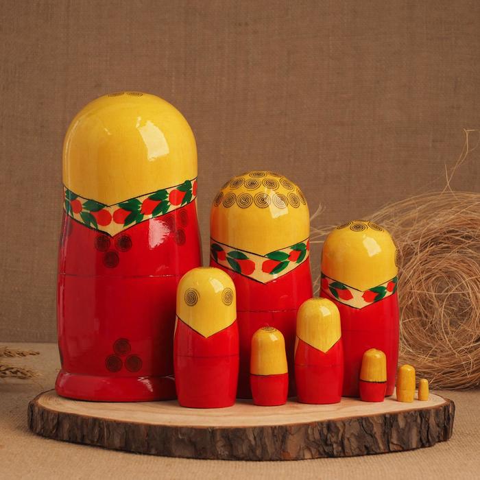 

Матрёшка «Русская красавица», жёлтый платок, 9 кукольная, 20 - 22см