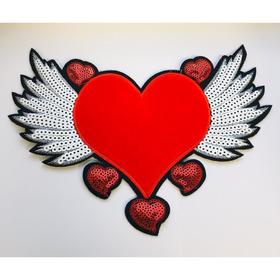 Аппликация «Красное сердце с крыльями», размер 22x17 см от Сима-ленд