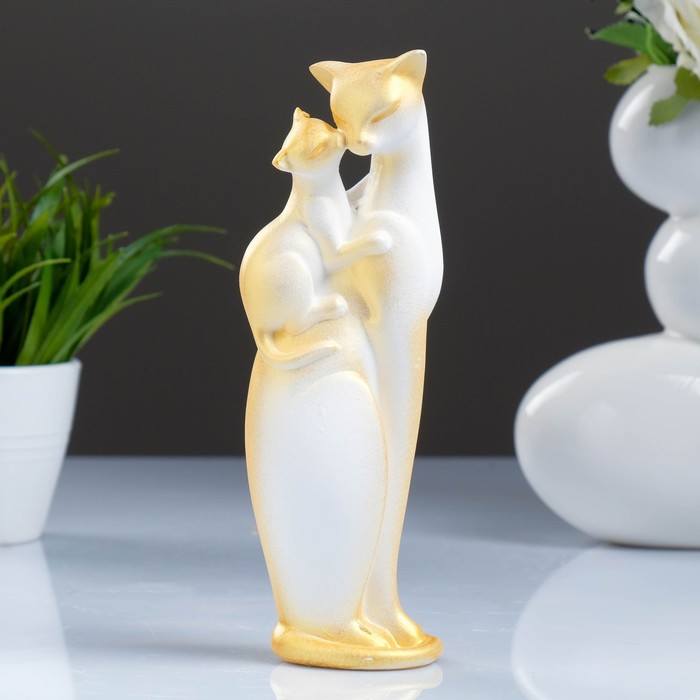 Сувенир "Кошка с Котенком" белая с золотом