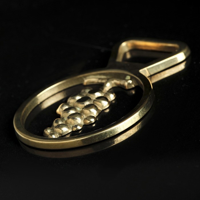 Открывашка "Виноград"