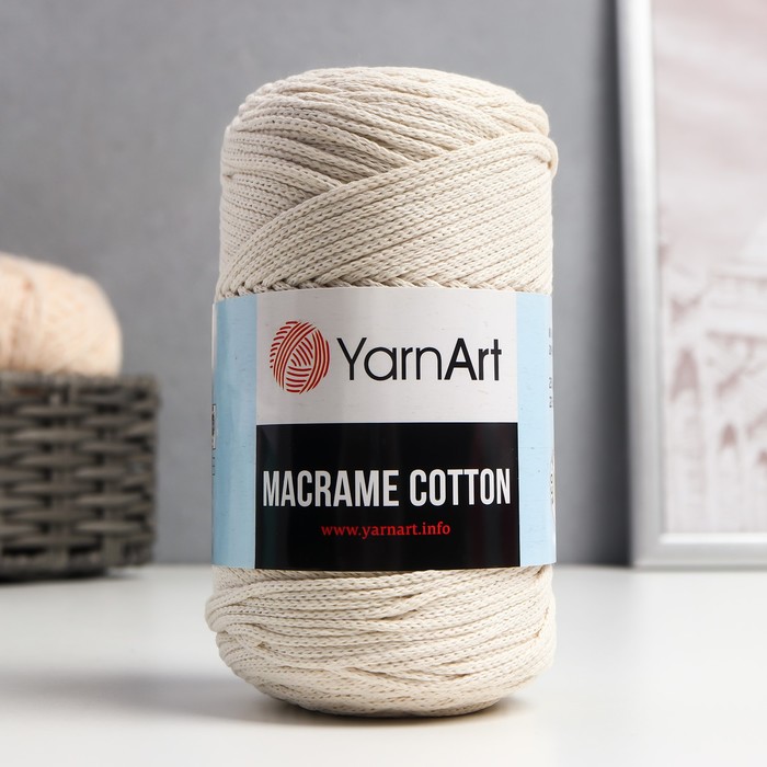 

Пряжа "Macrame Cotton" 20% полиэстер, 80% хлопок 225м/250гр (752 молочный)