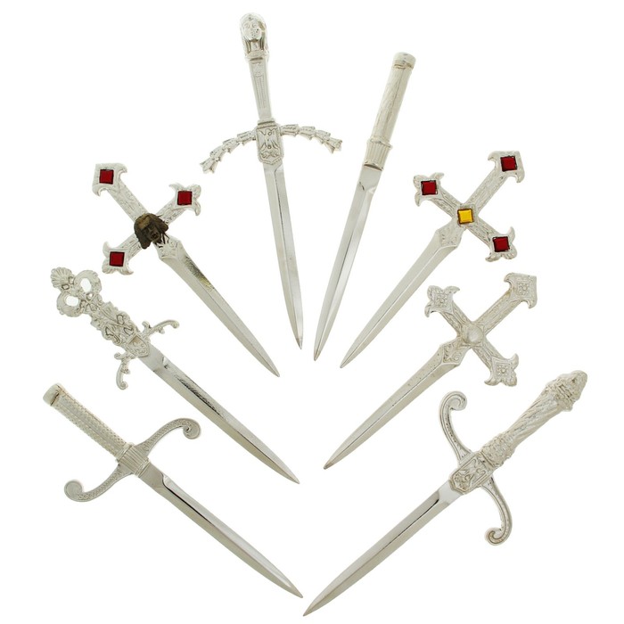 Набор: панель, 8 ножей для бумаг