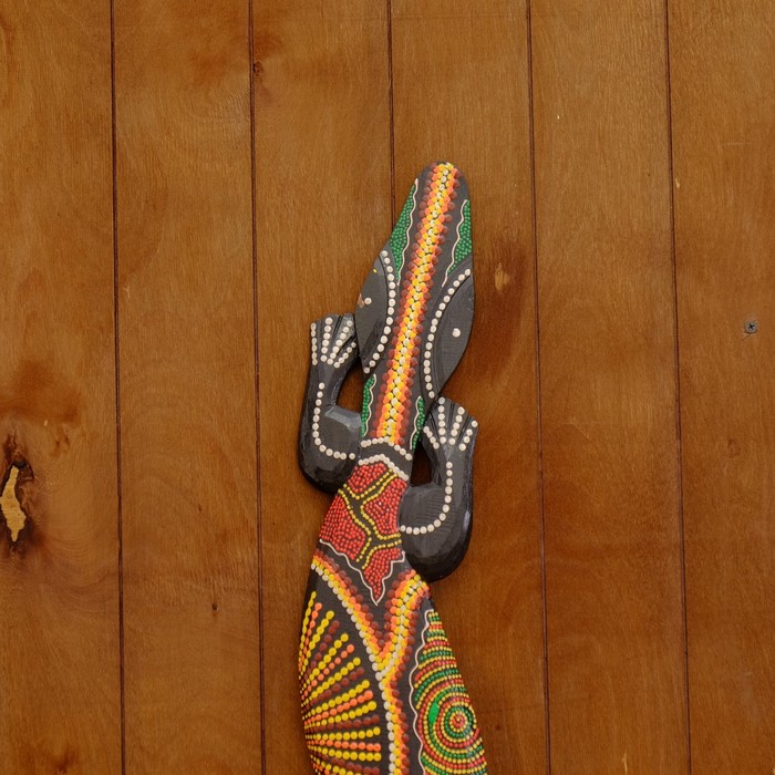 панно настенное дерево Геккон расписной выс. 100см МИКС