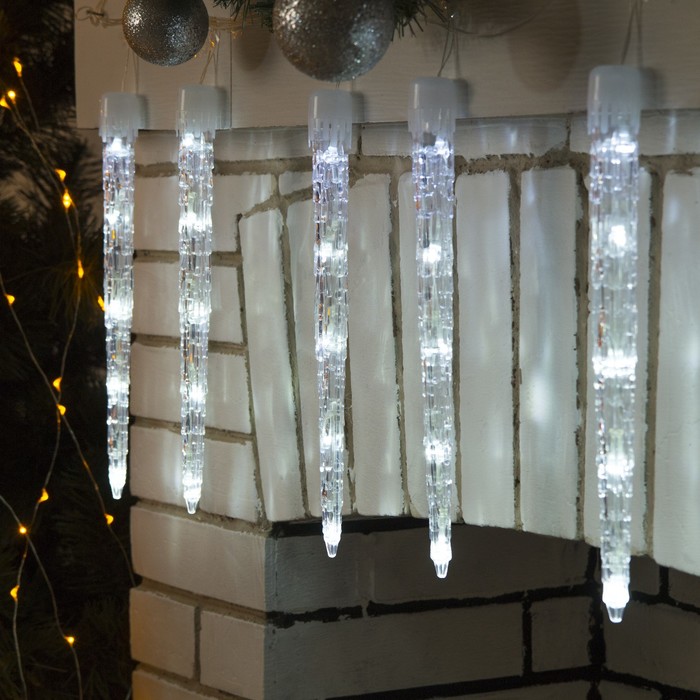 Гирлянда 2,4 м с насад. "Сосульки рифленые малые 30 см", LED-40-220V, контр.8 р, БЕЛЫЕ