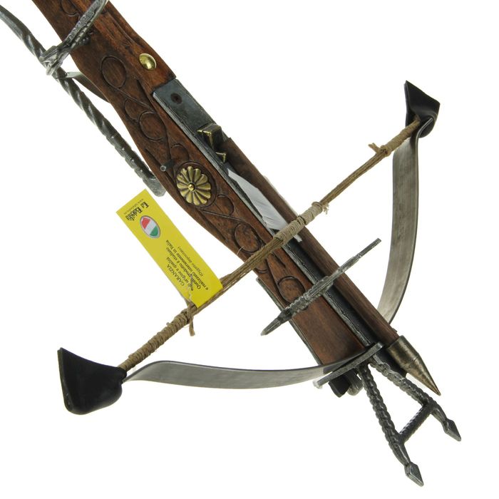 Макет арбалета на подставке