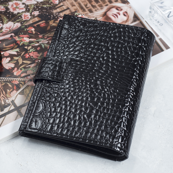 Обложка для автодокументов и паспорта на кнопке, отдел для купюр, чёрный кайман