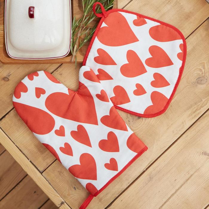 

Варежка-прихватка "Этель" Red hearts 20х27см,100% хлопок, ватин 250г/м2 (двухсторонняя)