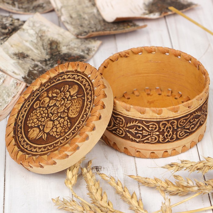 Шкатулка «Ягодка», 9×9×5 см, береста