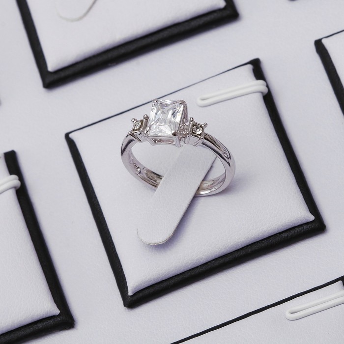 Подставка под кольца (18 шт), цвет черно-белый