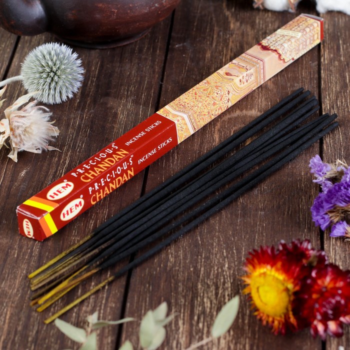 Благовония "HEM Precious Chandan" (Драгоценный Чандан), четырехгранник, 8 палочек