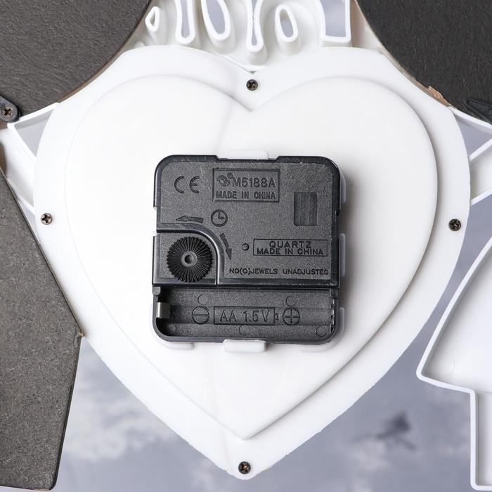 Часы настенные с фоторамками "Love", 15х15 см, d=10.5 см,  плавный ход
