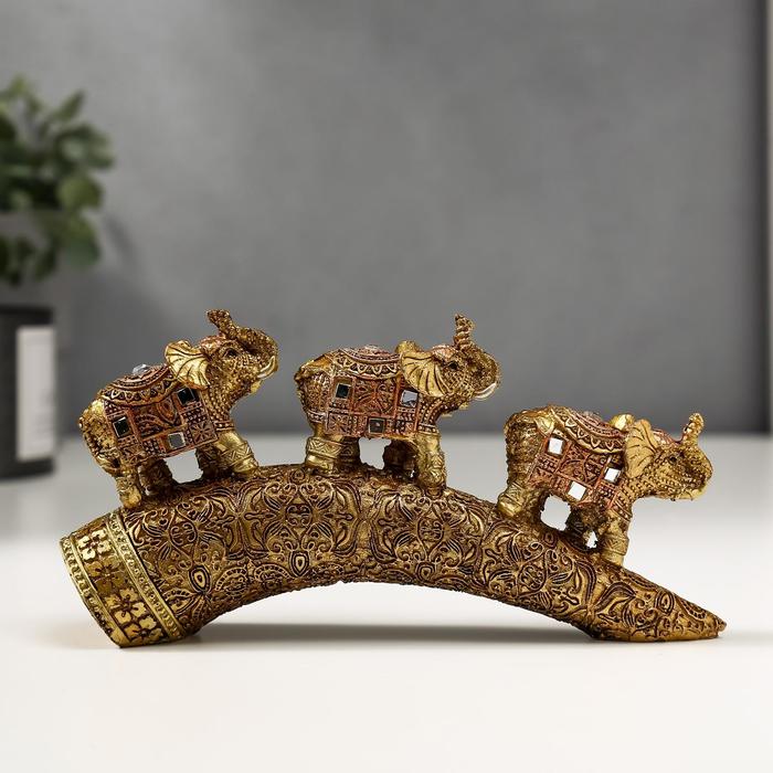 Сувенир полистоун Бронзовые слоны с попоной из арабского ковра на роге 9х14х4 см