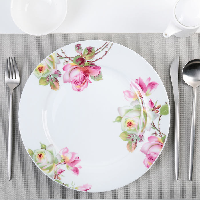 Тарелка обеденная 27 см "Роза соблазна"