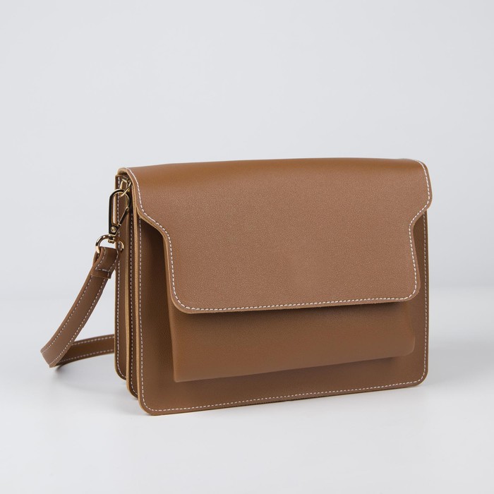 

Сумка-мессенджер на клапане, наружный карман, длинный ремень, цвет коричневый