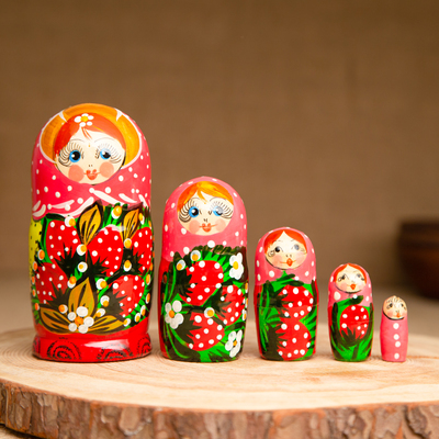 Матрёшка 5-ти кукольная Катя ягоды , 12-13 см, ручная роспись-