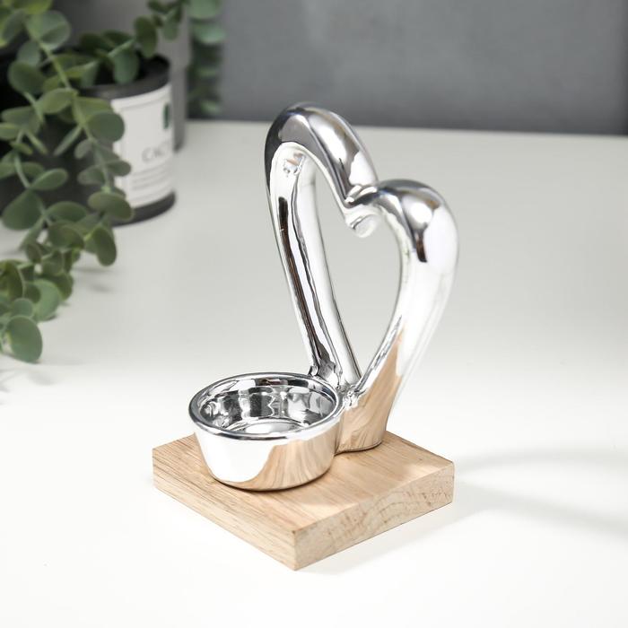 

Сувенир керамика, дерево подсвечник "Серебряное сердце" 13,5х8х9,4 см