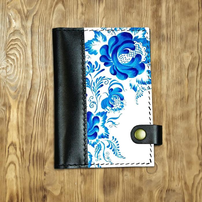 Обложка на автодокументы на кнопке комбинированная «Гжель», черная