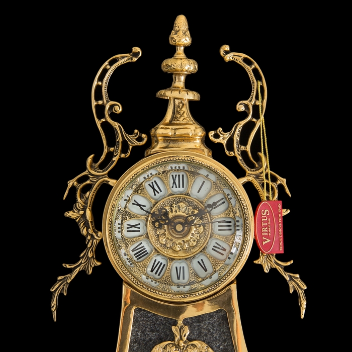 Часы настольные "Пирамида"