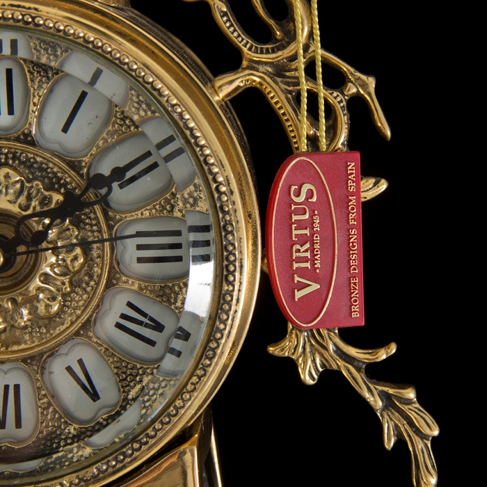 Часы настольные "Пирамида"