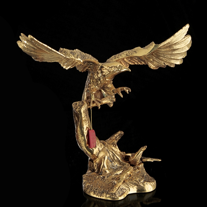 Фигурка "Орел на коряге"