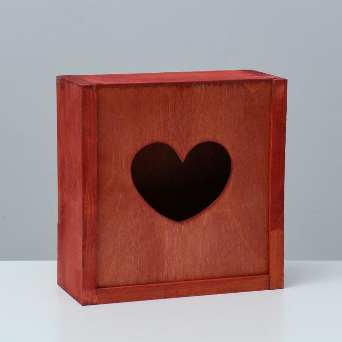 Кашпо деревянное 20×20×9 см "Шкатулка, сердце", красный