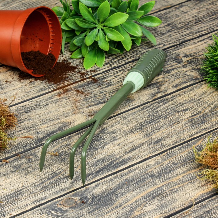 Рыхлитель, длина 35 см, 3 зубца, пластиковая ручка