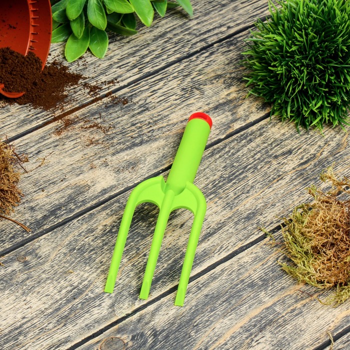 Вилка посадочная, длина 21 см, пластиковая, зелёная