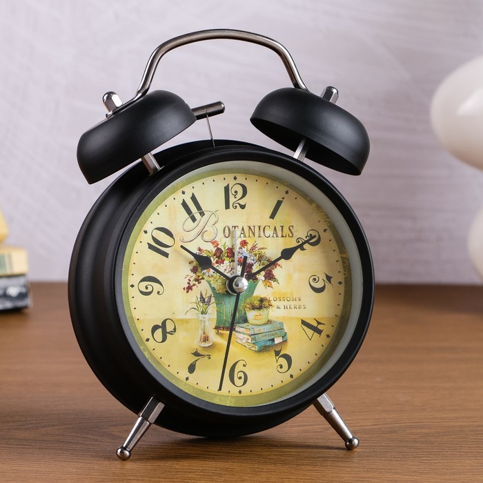 Будильник черный-ретро с подсветкой "На циферблате книги и цветы" 2 звоночка, микс
