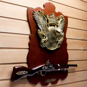

Сувенирное ружье на планшете с орлом, 40х60 см
